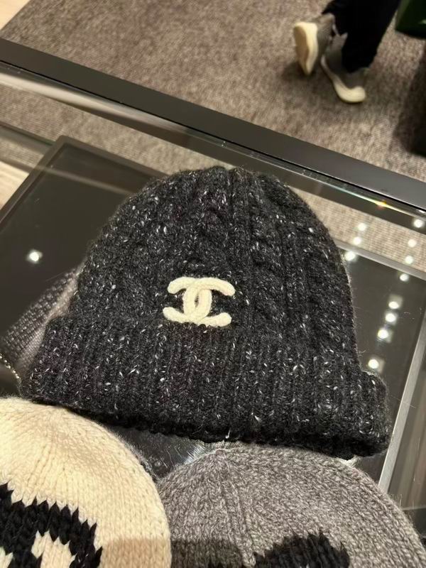 Chanel hat dx39
